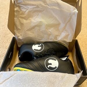 ProCat Pitch Soccer Cleat